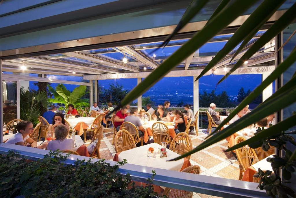 Hotel Residence Pernhof Термено Экстерьер фото